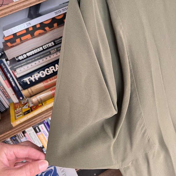 COS BATWING-SLEEVE OLIVE/KHAKI DRESS W/ POCKETS. BUSINESS / CASUAL. SIZE 8. - Picture 7 of 10